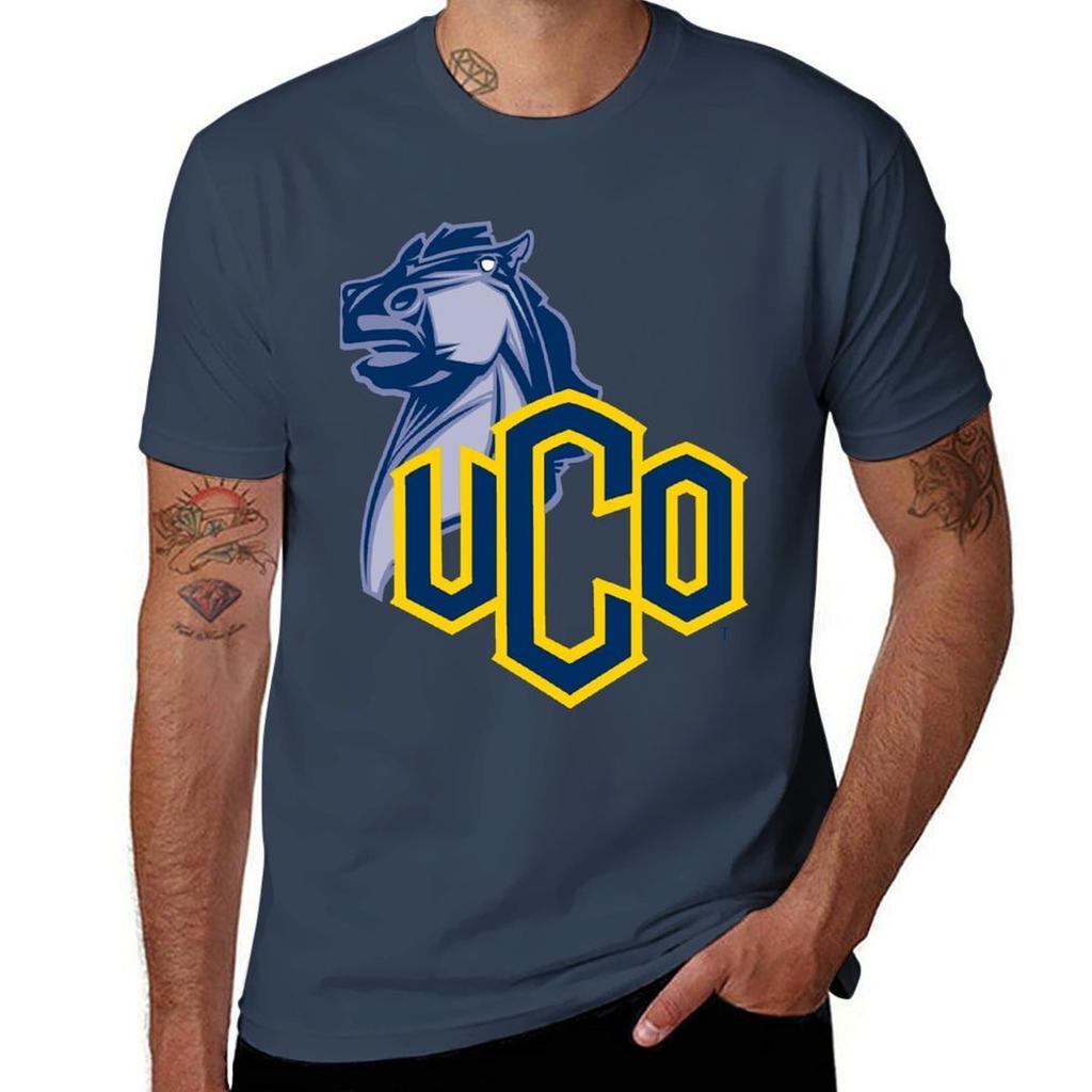 Uco Bronchos Classic Tshirt Minimalist Graphic Tee Shirt