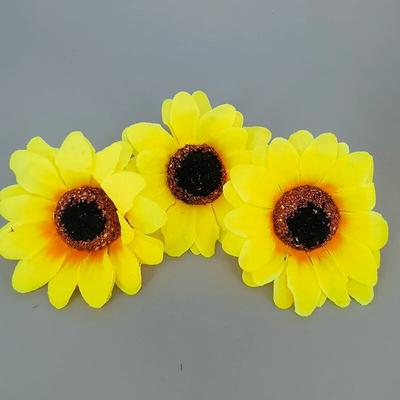 7 cm Mini Seidensonnenblume Künstliche Gefälschte Blumen Kopf Für diy Hochzeit Party Dekoration DIY Kranz Baby geburt