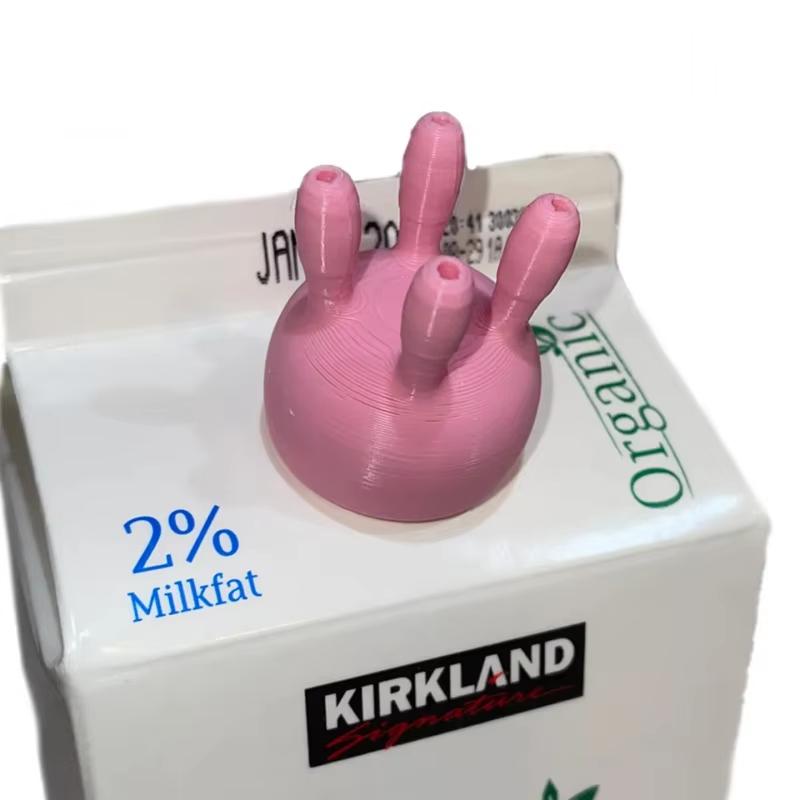 2pcs Funny Pouring Milk Bottle Cap Milk Carton Cap Milk Diverter Pour Spout Covers for Milk Bottles Pour Spout Covers