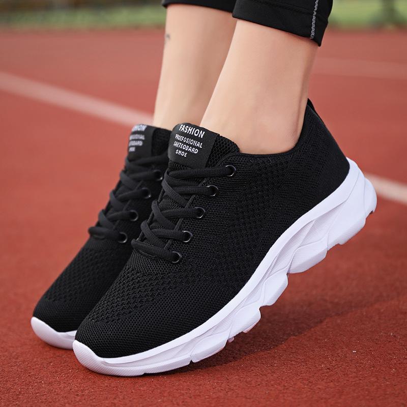 Damskie lekkie sneakersy z siateczki: Wiosenne Casualowe Antypoślizgowe Miękka Podeszwa Płaski Obcas Buty do Biegania