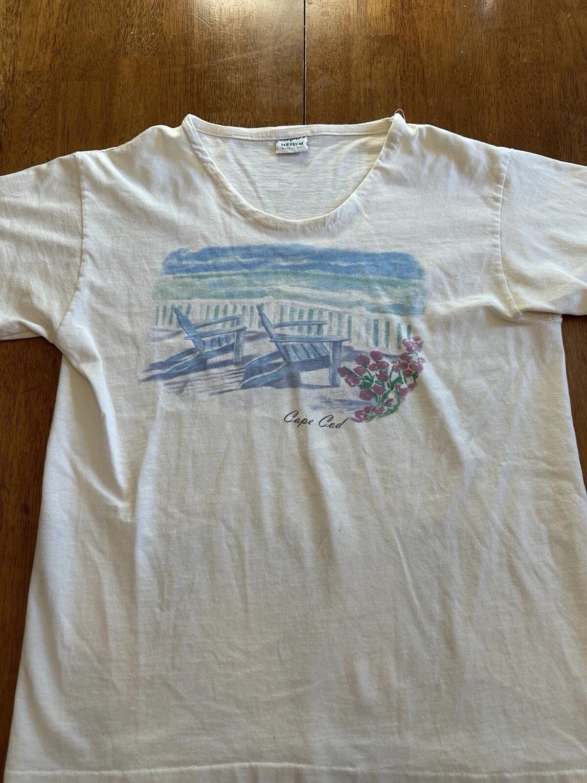 Vintage 90s Women’s Cape Cod T Shirt Medium Single Stitch Beach XL