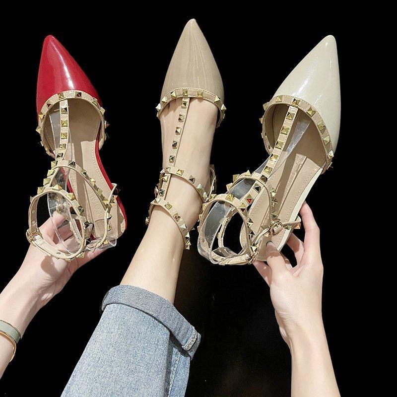 Sandalias 2021 Verano 2021 Nuevo exterior de tacón grueso color sólido  casual zapatos de mujer puntiagudos de punta baja de tacón bajo estilo hada  zapatos transpirables comprar a buen precio — entrega