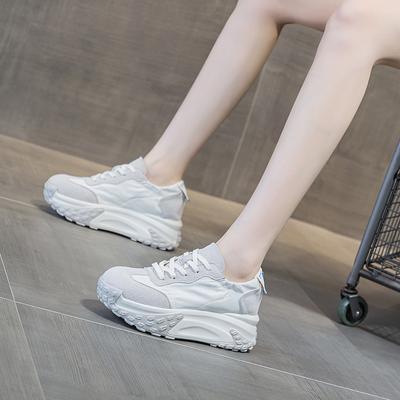 Încălțăminte pentru femei – Adidaşi
