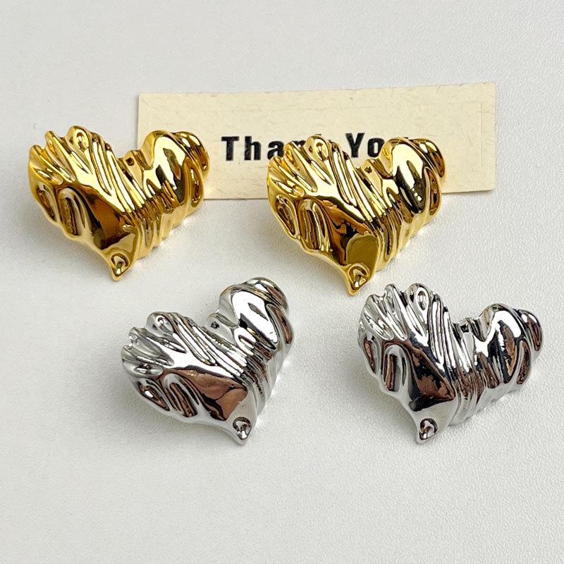 2024 French Retro Irregular Three-Dimensional Folded Metal Love Earrings