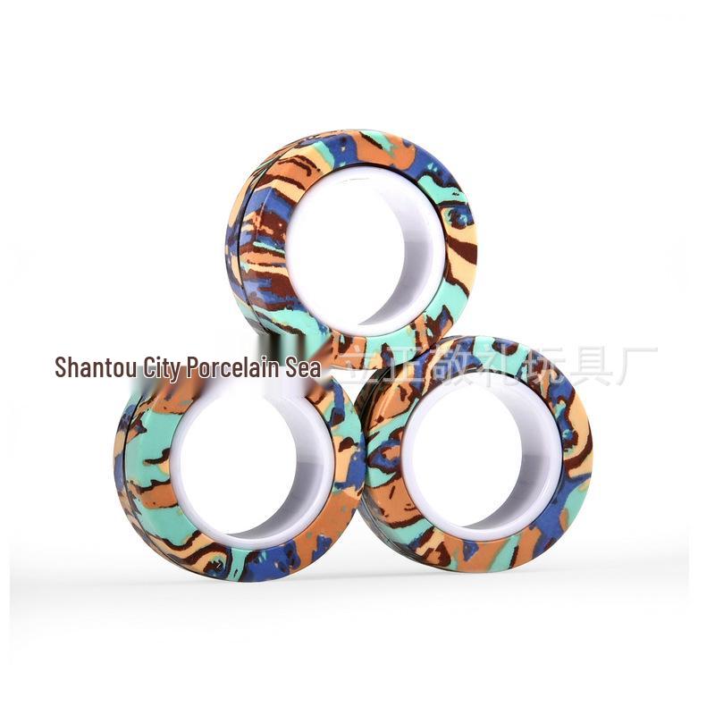 Magnetic Tire-Style Spinner Bracelet - Decompression Toy Finger Spinning Top