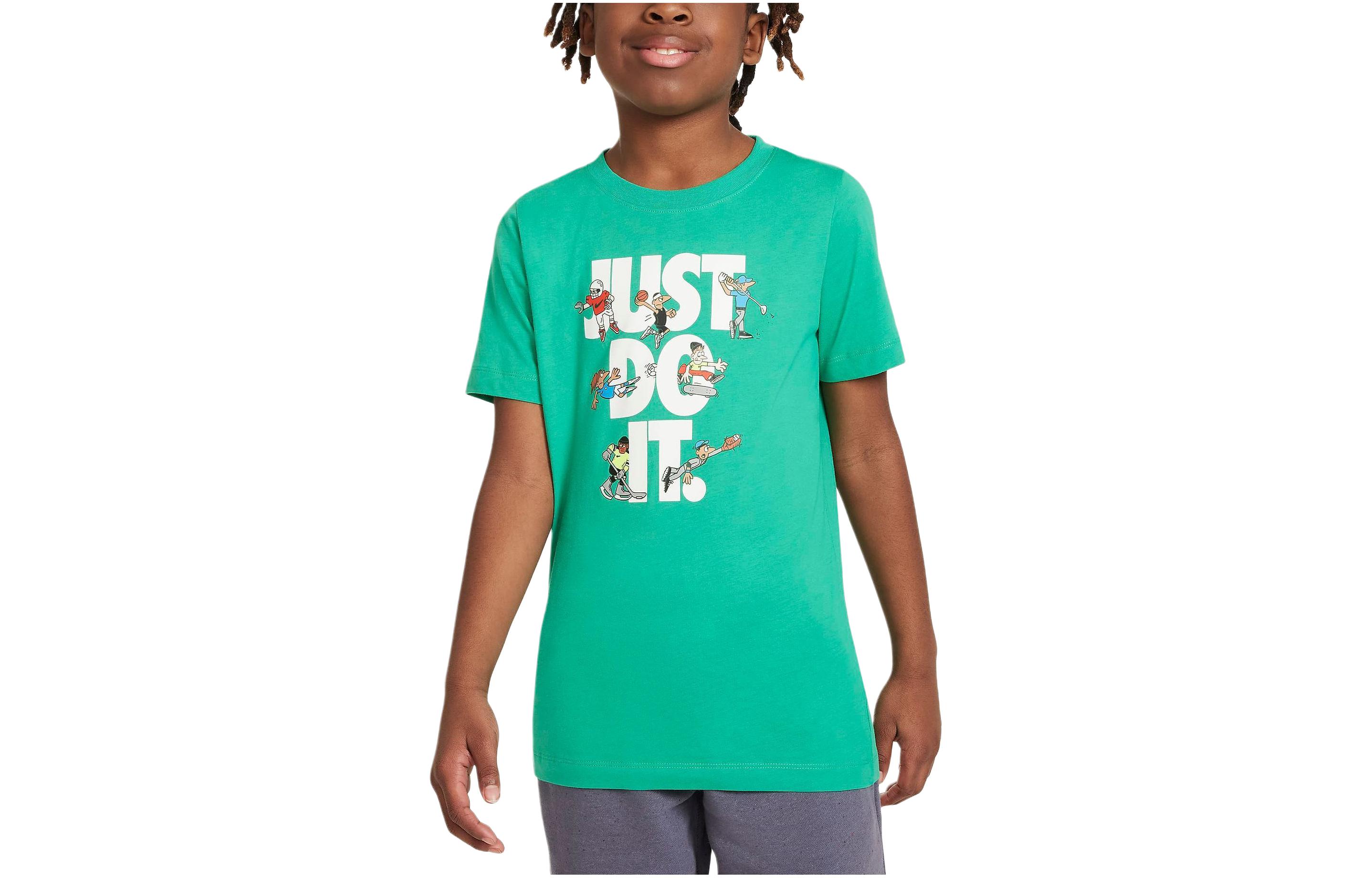 Nike T Shirt Sportswear Big Kids  T Shirt Stadium Green Kids  FN9667324 L
