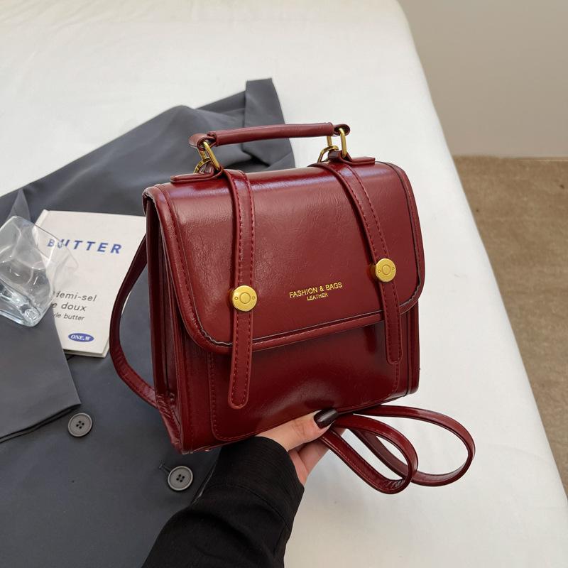 Retro backpack bag women's new casual versatile high-end commuter travel small backpack