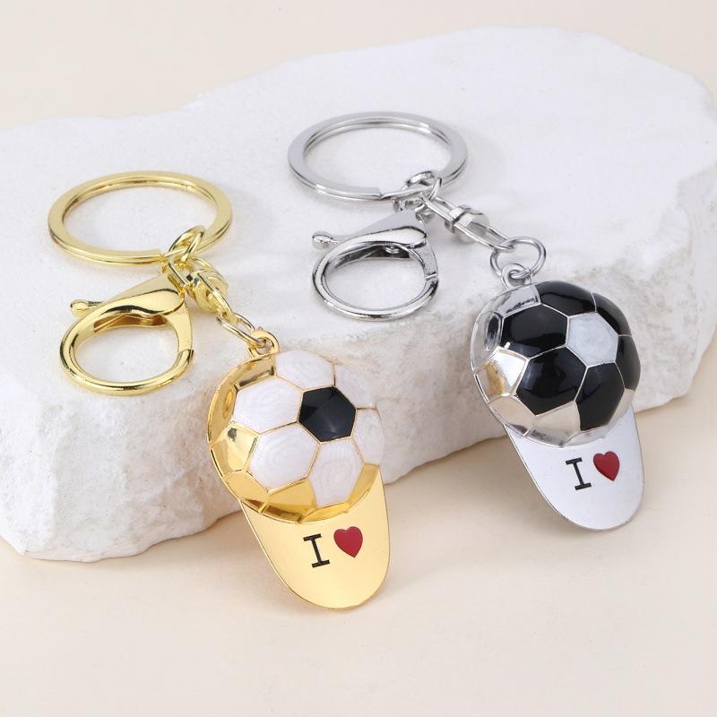 1Pc Alloy Football Hat Keychain For Sports Meet Carnival Birthday Party School Party Small Gift Souvenir Prize Gift Bag Filler