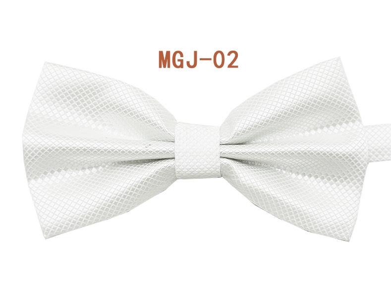 Pajarita de Doble Capa Negra Lisa para Hombre - Cuadrícula Cubo Británica, 27 Colores Disponibles para Eventos Formales y Bodas.