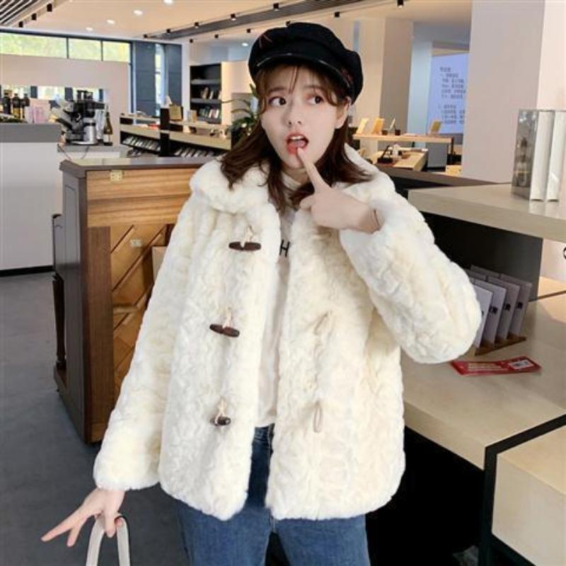 Autumn and winter new imitation lamb wool coat women's short student horn buckle loose imitation fur plush coat