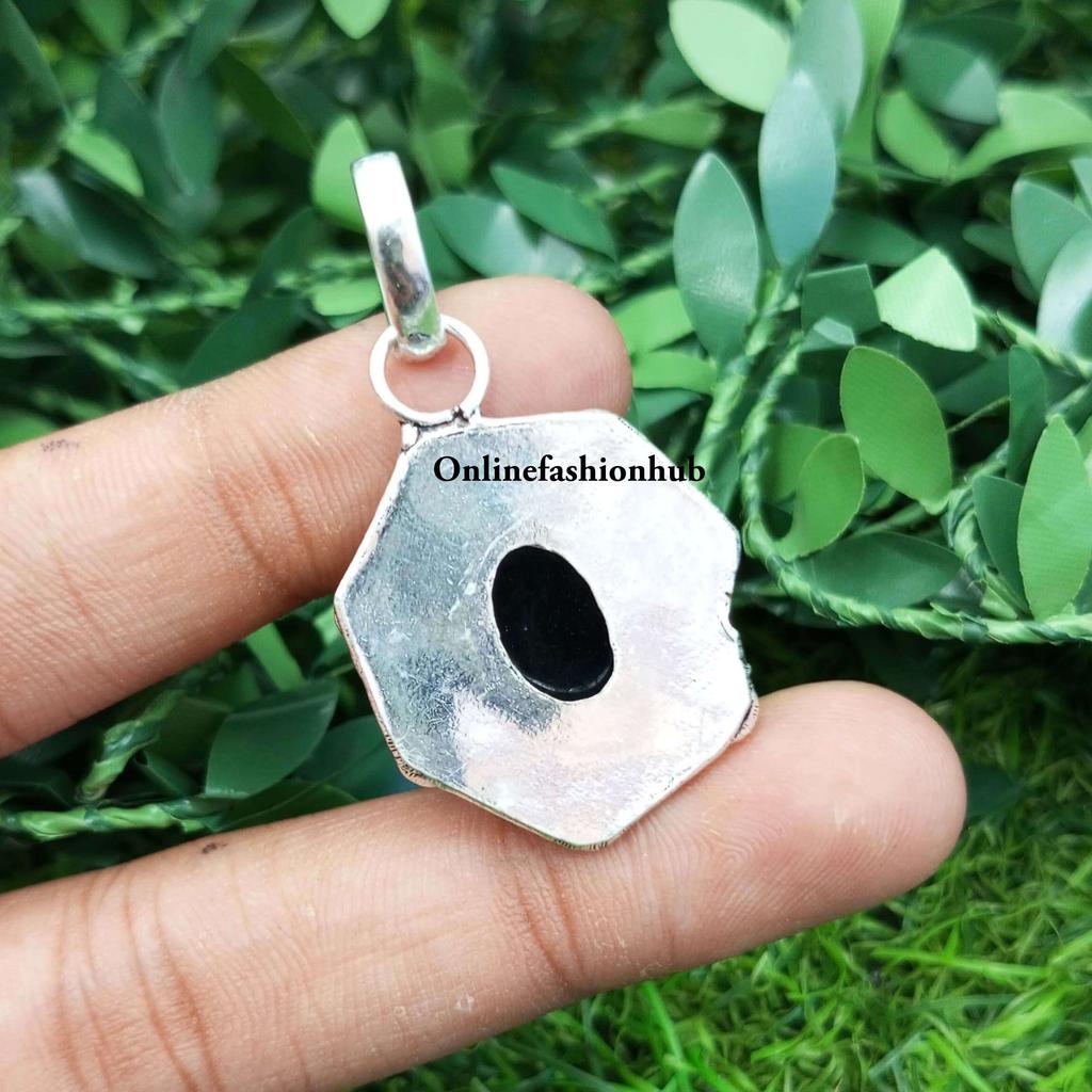 Black Onyx Gemstone 925 Sterling Silver Plated Gifted Pendant FPD-P71