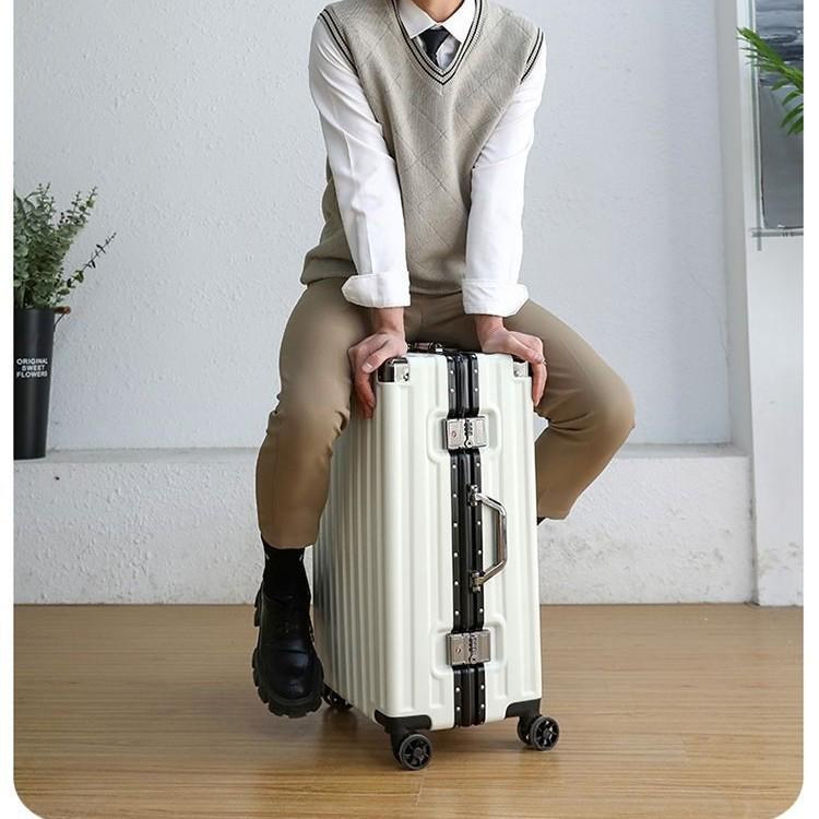 20-inch Scratch & Wear-Resistant Multifunctional Travel Trolley Suitcase