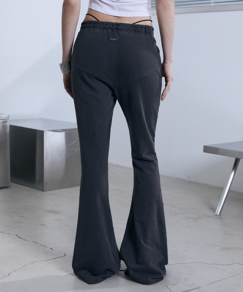 Bunteu Low-Rise String Bootcut Pants (Charcoal)