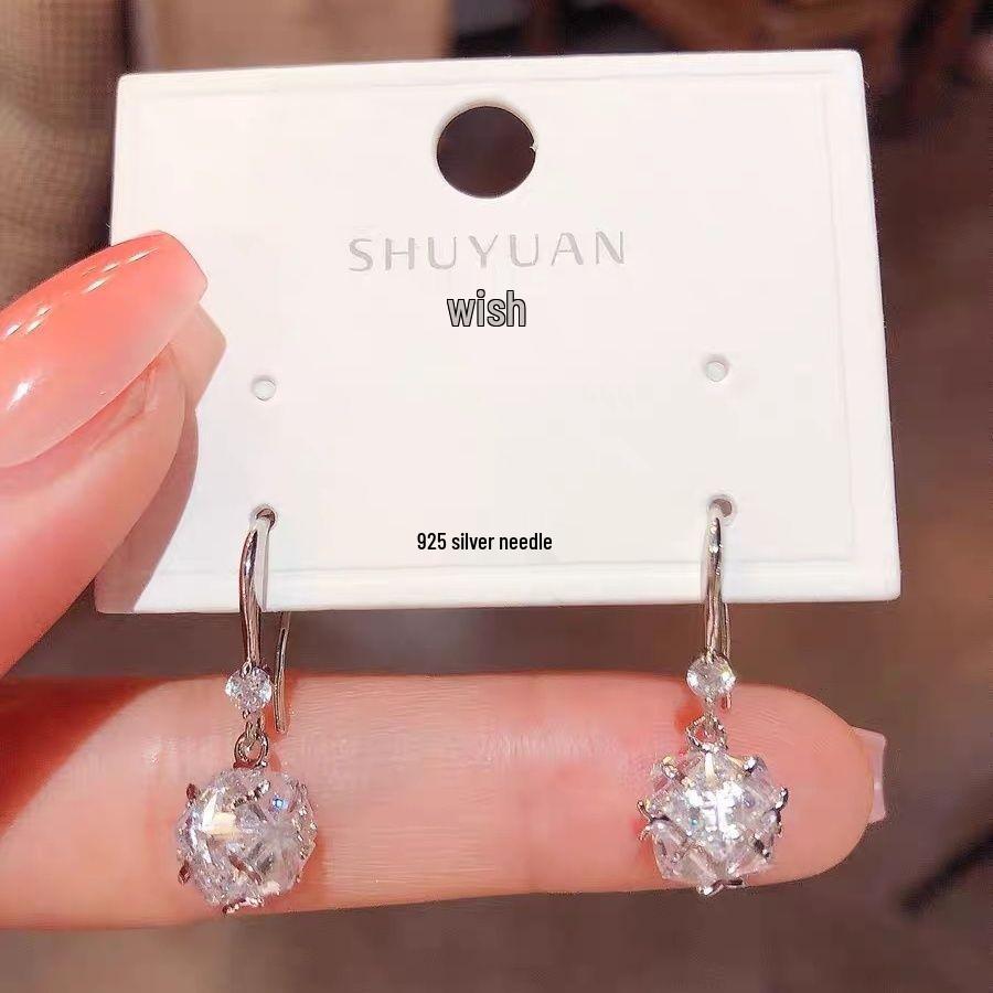 Trendy 2023 Korean Zircon Ball Diamond Earrings for Women серебряный