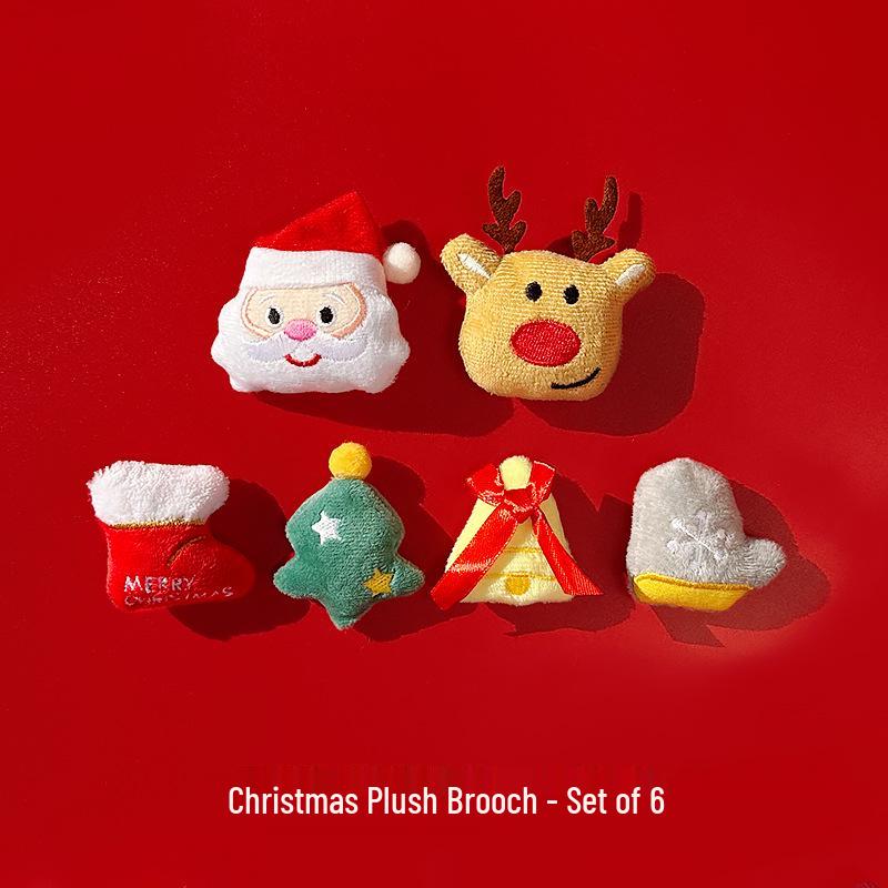 Women’s Cute Christmas Plush Doll Brooch - Festive Pin for Sweaters, Scarves, or Bags