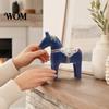 Figurina di Animale in Legno Artigianale Cavallo di Troia Dala Dipinto a Mano, Statua Ornamentale Scandinava Vintage in Legno Massiccio, Decorativo Rustico