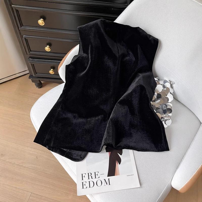 French retro fashionable vest women's top women's 2025 new thin high-end velvet black outer