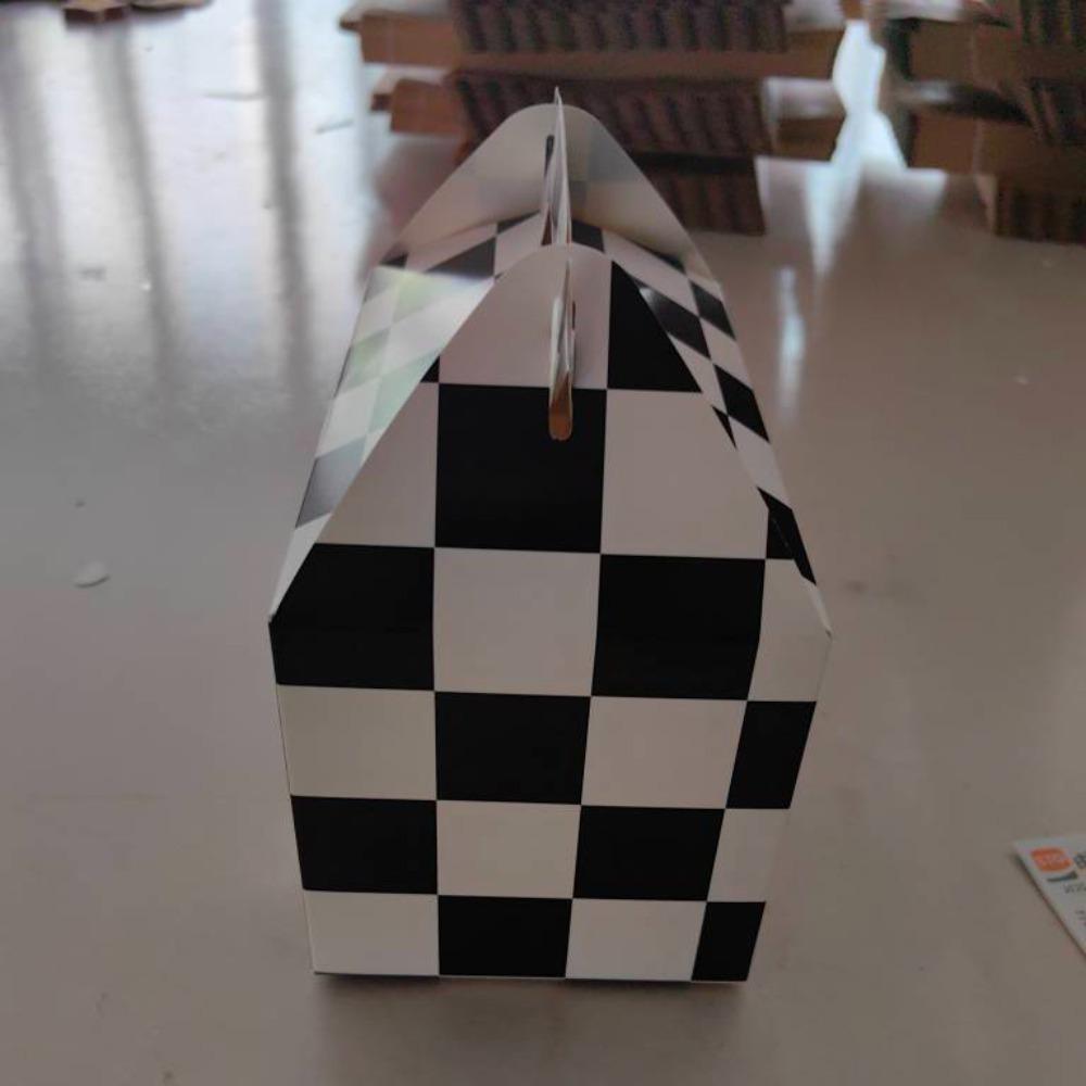 12pcs Checkered Gift Boxes with Handle Black and White Checker Racing Treat Boxes Folden Cardboard Boxes Race Car Theme Party Favors Boxe