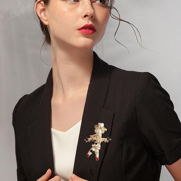 Retro Scarecrow Needled Pearl Accessory Brooch