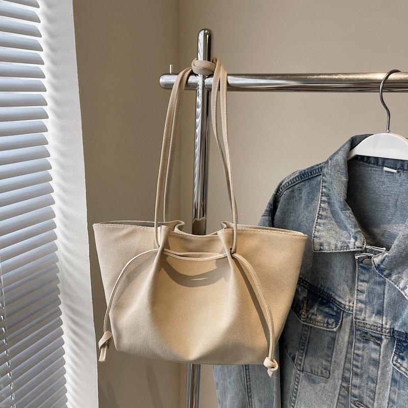 Retro underarm bag women's large-capacity new casual simple and versatile shoulder bag college student class bag