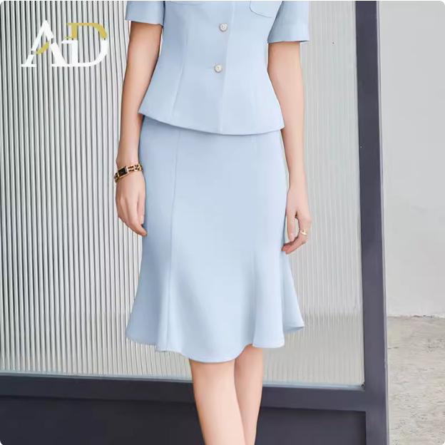 Elegant Retro Fishtail Skirt and Suit Collar Two-Piece Set