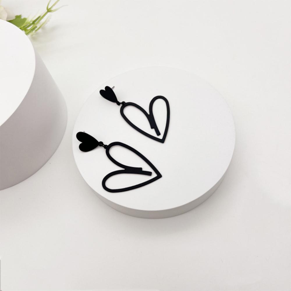 Forest Style Heart-Shaped Earrings For Women, Retro Style Design Earrings, Versatile Earrings For Daily Commuting.