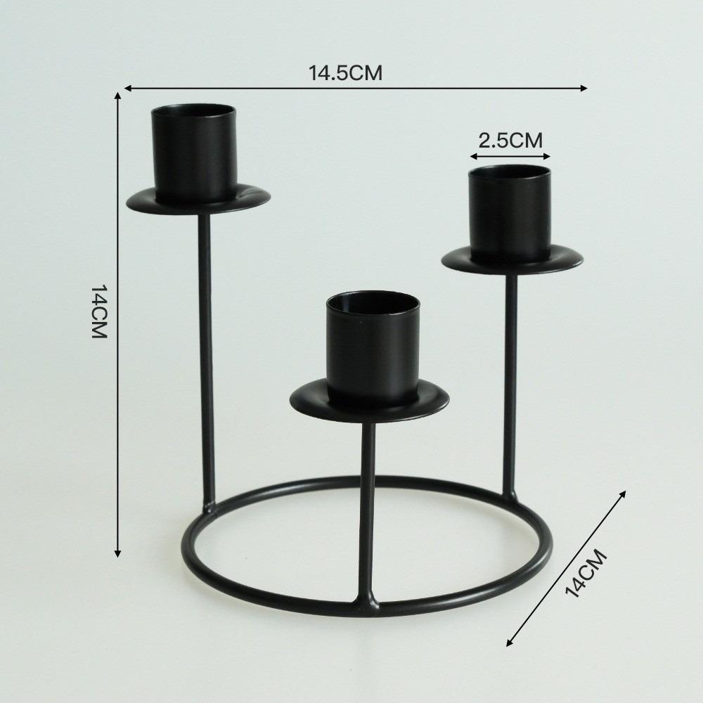 

Iron Candlestick Holder Ornaments Retro Style Candle Stand Birthday Candlelight Restaurant Decor Table Decoration Bedroom
