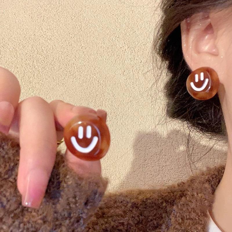 Retro Hong Kong Style Earrings Women's Light Luxury High-end Sense Niche Autumn and Winter Earrings Earrings