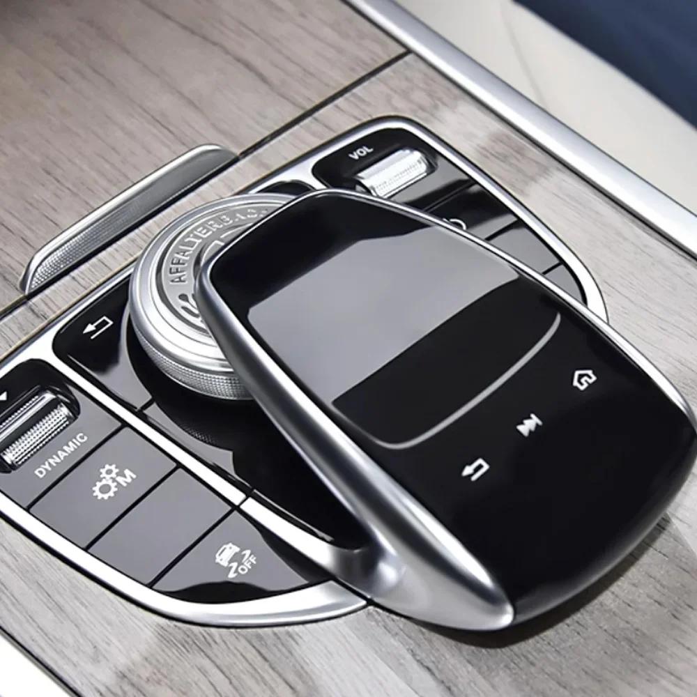 GLC GLB 47mm Multimédia Matrica Mercedes Benz AMG W212 W213 W205 W177 W204 W211 W202 E300 C180 C63 E63 Középkonzol Gombhoz