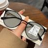 Vintage Far Sight Pochromic Glasses Fashion Round Progressive Multifocal Reading Glasses for Women Men Color Changing Eyewear