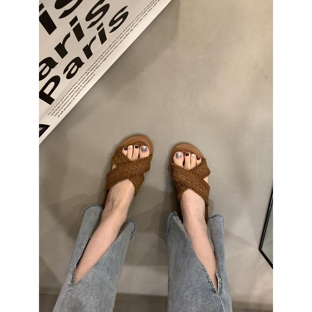 One-word slippers women wear flat bottom in summer 2025 This year's popular new fairy style French soft bottom cool slippers tide