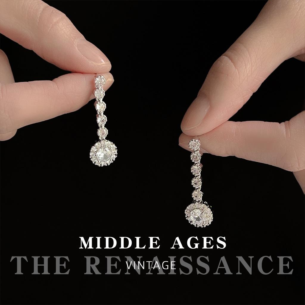 Medieval style heavy industry burst full of zircon earrings long retro court style stud earrings
