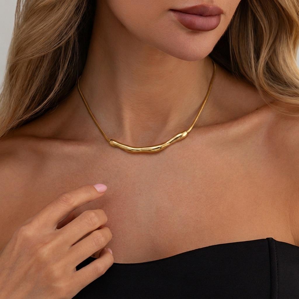 New stainless steel necklace 18k real gold European and American irregular pleated titanium steel neck chain jewelry