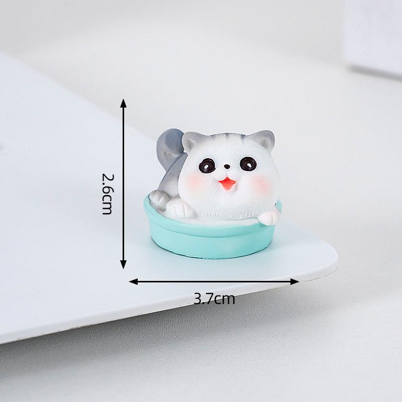 Naughty Resin Small Cat Figurine Mini Cartoon Kitten Ornaments 3D Cat Desktop Decoration Creative Car Mounted Figurines
