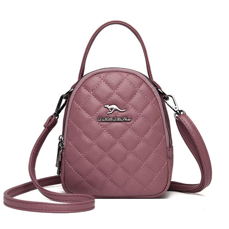 

Emgrand Kangaroo Soft Leather Bag Women s 2025 New Middle-aged Shoulder Bag Letter Oblique Span Bag Casual Mom Handbag