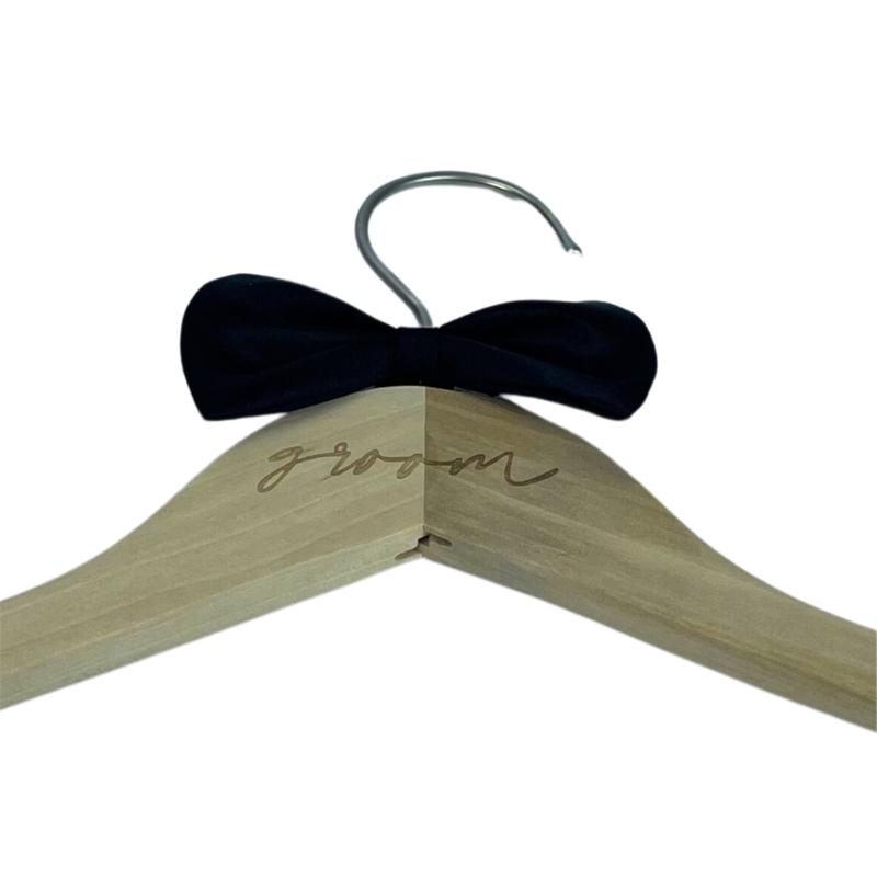 Elegant Wedding Garment Hanger Wood Frame Clothes Hanger MultiFunctional Hook For Bridal Shower Bride Grooms Use 2PCS