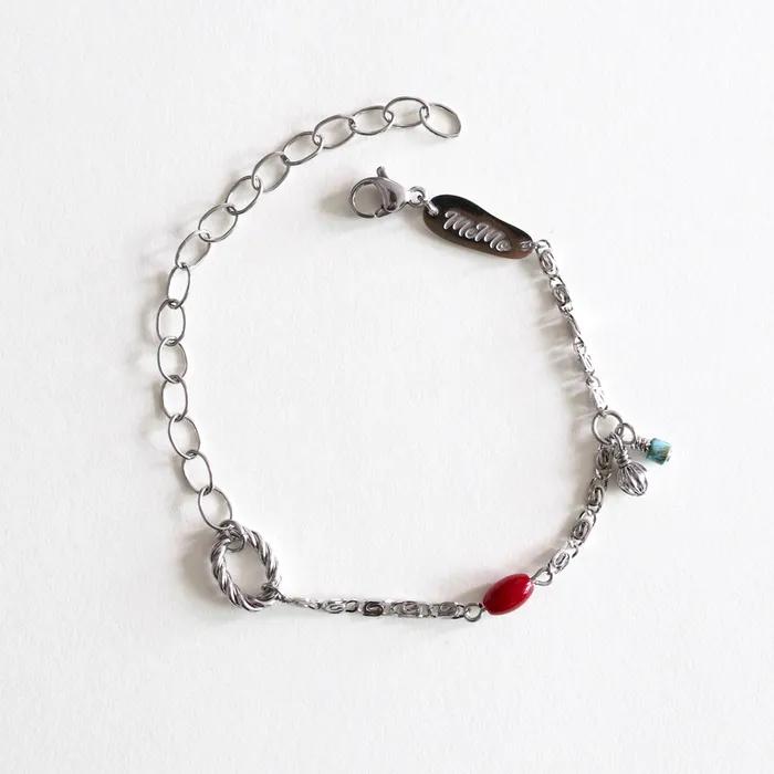 Scarlet motif bracelet
