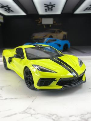 Maisto 1:24 Chevrolet Corvette Stingray Coupe 2020 Car Model, Zinc Alloy Metal Decoration, Collectible Gift Car