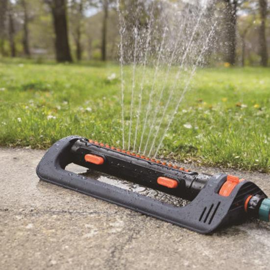 Zwenksproeier met Verzwaarde Voet, Verstelbare Hoek Sproeier met 19 Anti-Kalk Nozzles, 3600 m² Bereik Tuinirrigatiesysteem