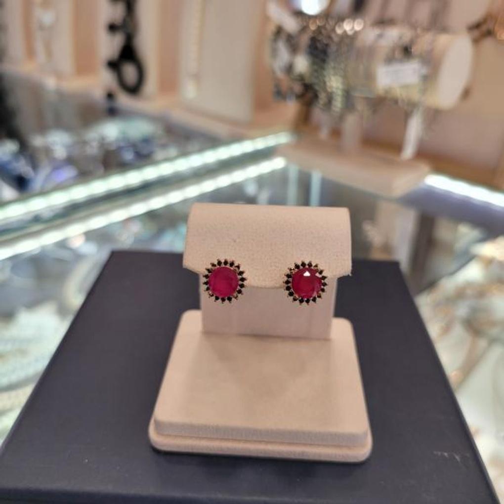 ARTRIA Luxurious, Comfortable, and Easy-to-wear Cubic Line Earrings JTOERFR0018