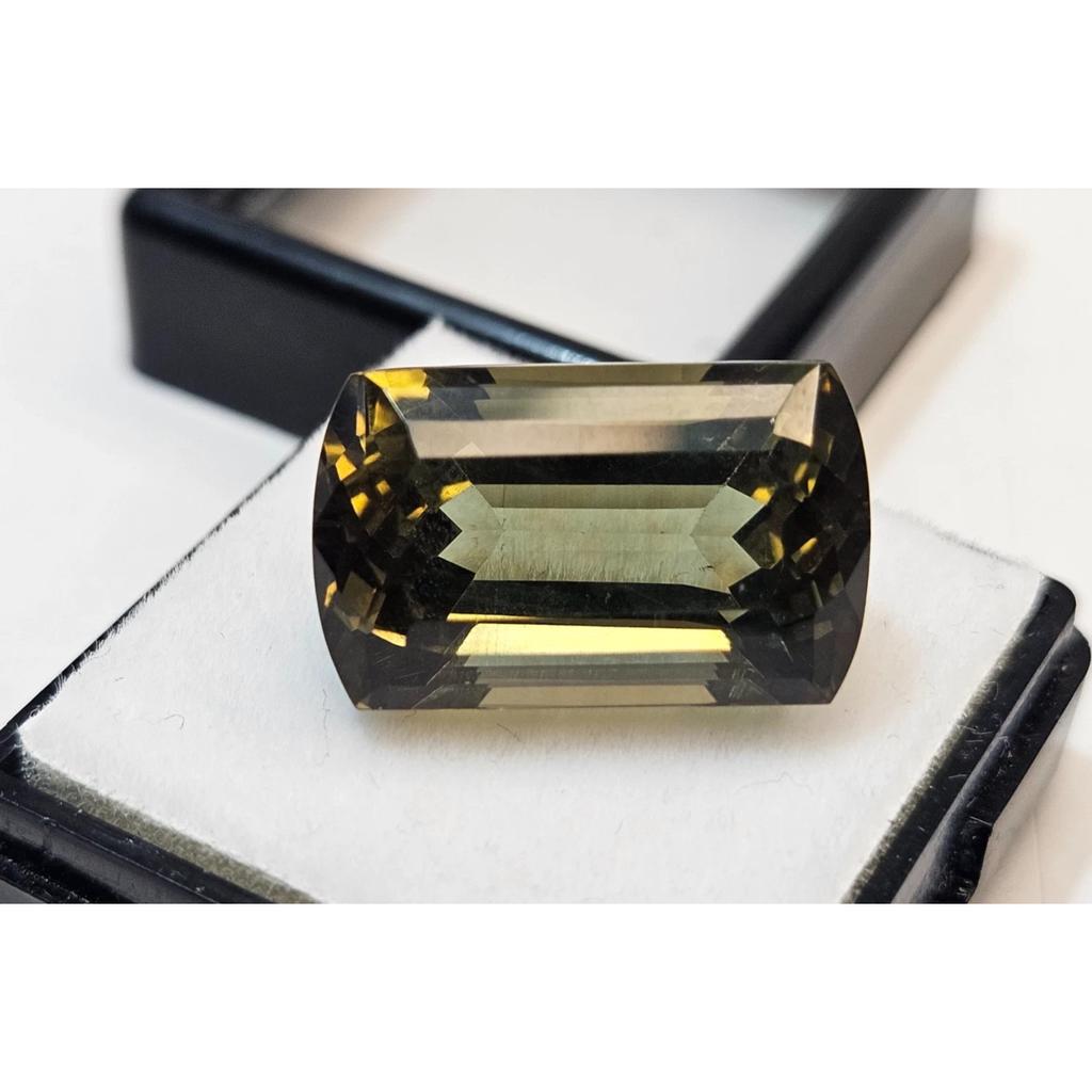 Natural Tourmaline Green Cushion Cut 14-15 Ct Stunning Certified Loose Gemstone