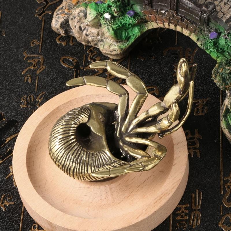 Hermit Crabs Statue Decors Animal Figurines Desk Ornament Collectible Sculpture Home Decors Accent Housewarmings Gift