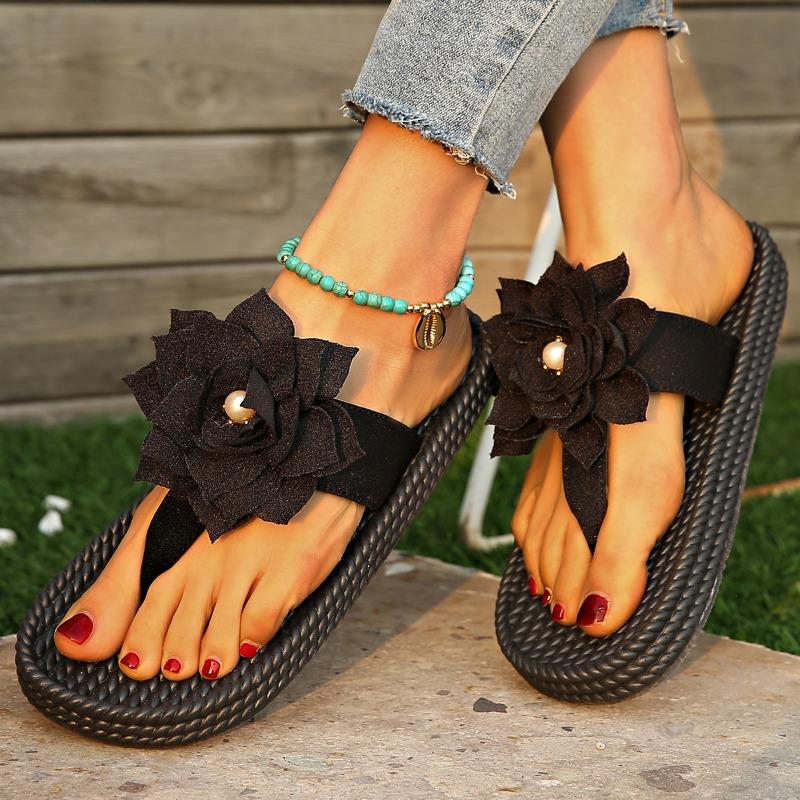 Fashion 2025 Summer Non-slip Comfortable/lightweight Women's Flat Slippers Fashion New Round Toe Elegant Open-toe Sexy Beach Slippers