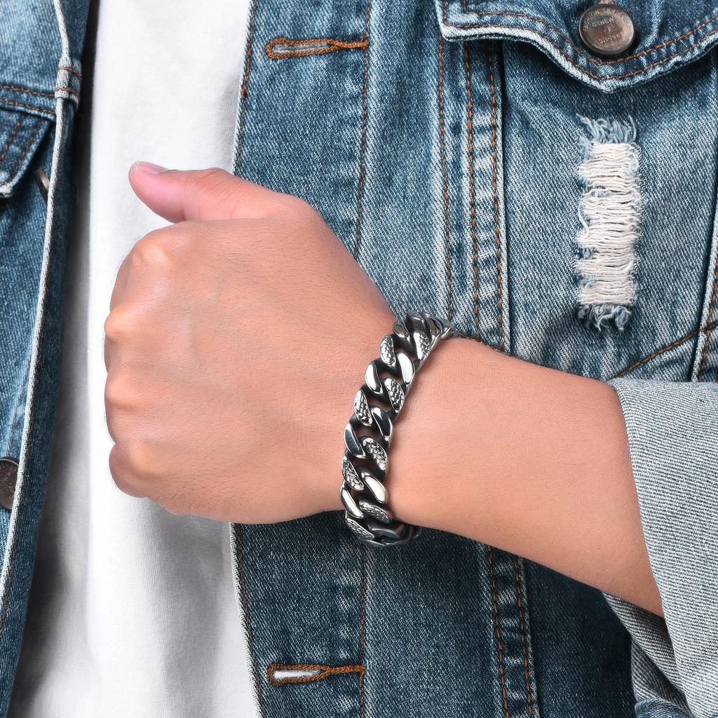 Jewelry 14MM Smooth Snake Pattern Stainless Steel Men's Bracelet Simple Domineering Metal Bracelet