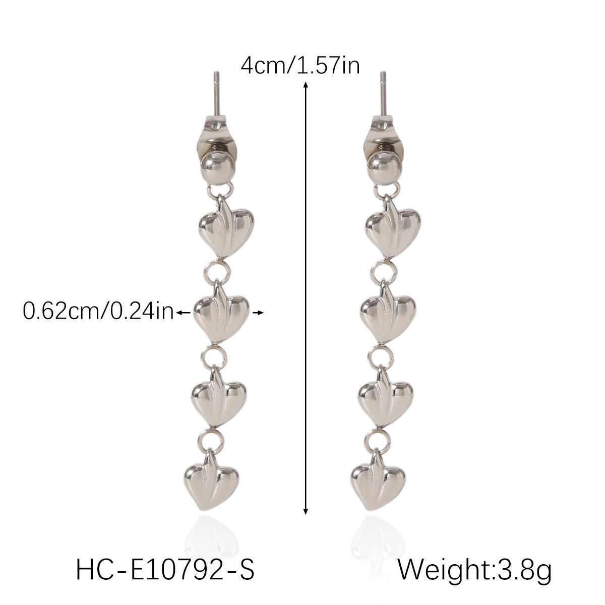 

Tassel Heart Stud Earrings, Niche Design Heart-shaped Ear Jewelry, Titanium Steel Non-fading Earrings for Women срібний
