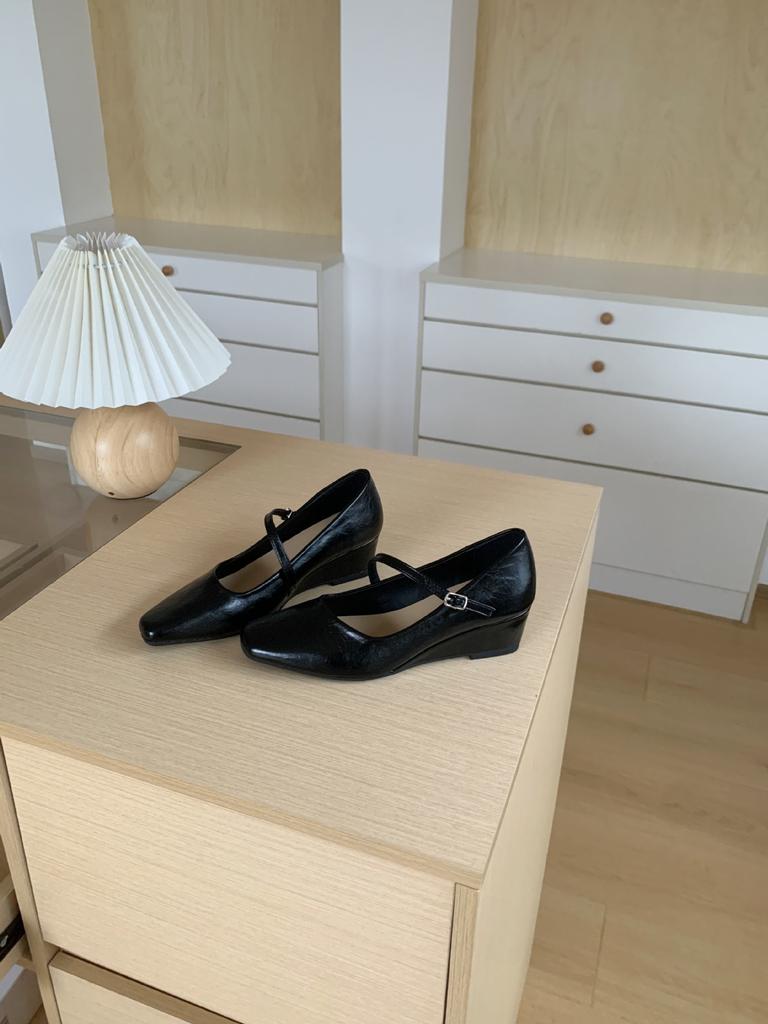 DAPAI SHOW Wedge Heel Retro Shallow Mouth Mary Jane Shoes Women's French One-word Buckle Strap Square Head Single Shoes Versatile Shoes Women