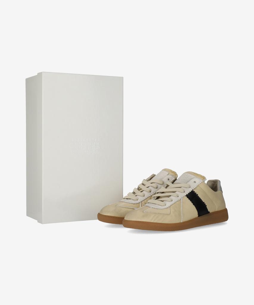 Maison Margiela Vintage Treatment Replica Sneakers - Black:Yellow / S57Ws0505P8153Ha771