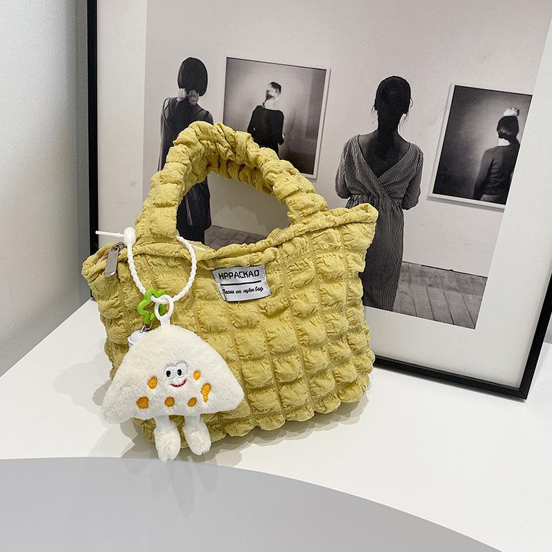 Korean Version Autumn and Winter Small Fresh Pleated Large Capacity Bubble Bag Handbag Women's New Fashion Hand Carry Tote Bag