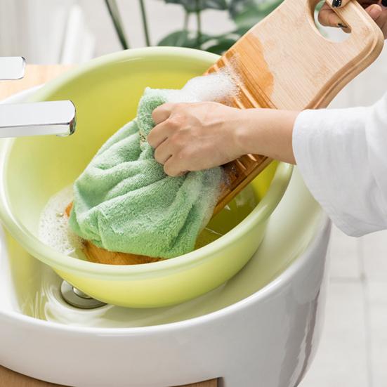 Asse per lavare Design tradizionale Antiscivolo Risparmia fatica Tipo di sospensione durevole Foro per lavare la biancheria Maniglia Rettangolare Asse per lavare la biancheria in legno per la casa