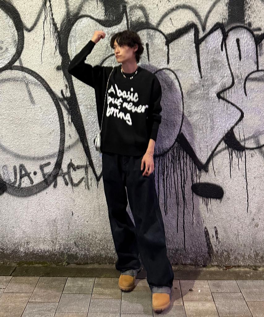 BLOND9 Slogan Round Knit Sweater_Black (Type B)